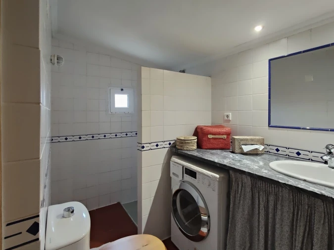 Moradia T5 para Venda em Colos Foto 15