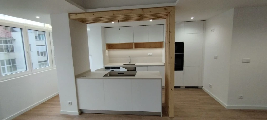 Apartamento T2 para Venda em São Domingos de Benfica Foto 3