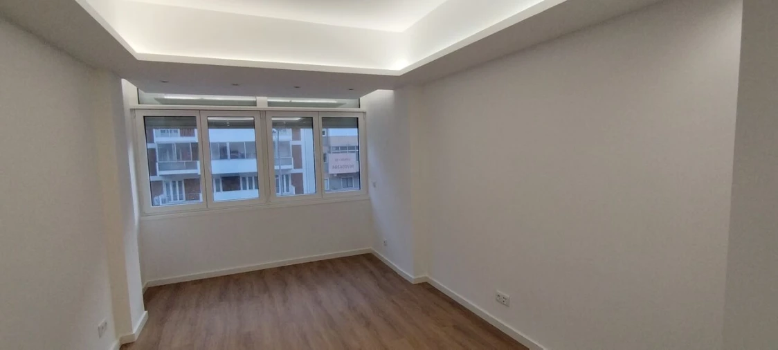 Apartamento T2 para Venda em São Domingos de Benfica Foto 8