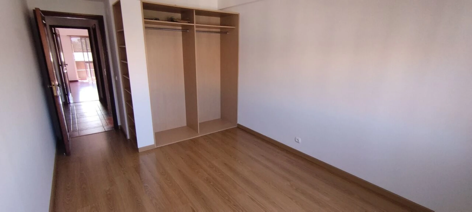 Apartamento T2 para Venda em Odivelas Foto 10