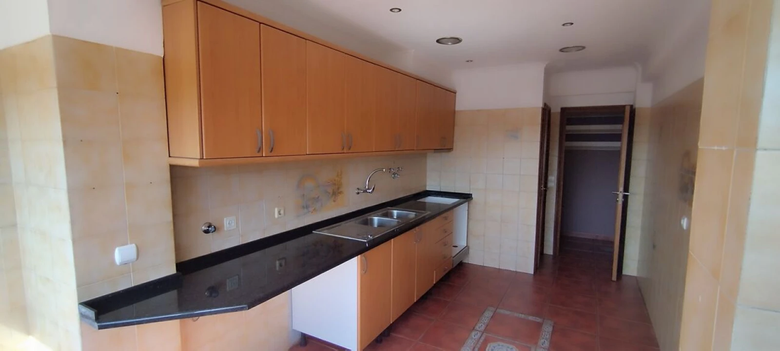 Apartamento T2 para Venda em Odivelas Foto 14