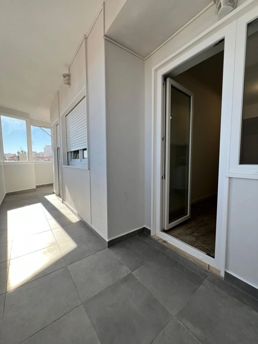 Apartamento T3 para Venda em Portimão Foto 8