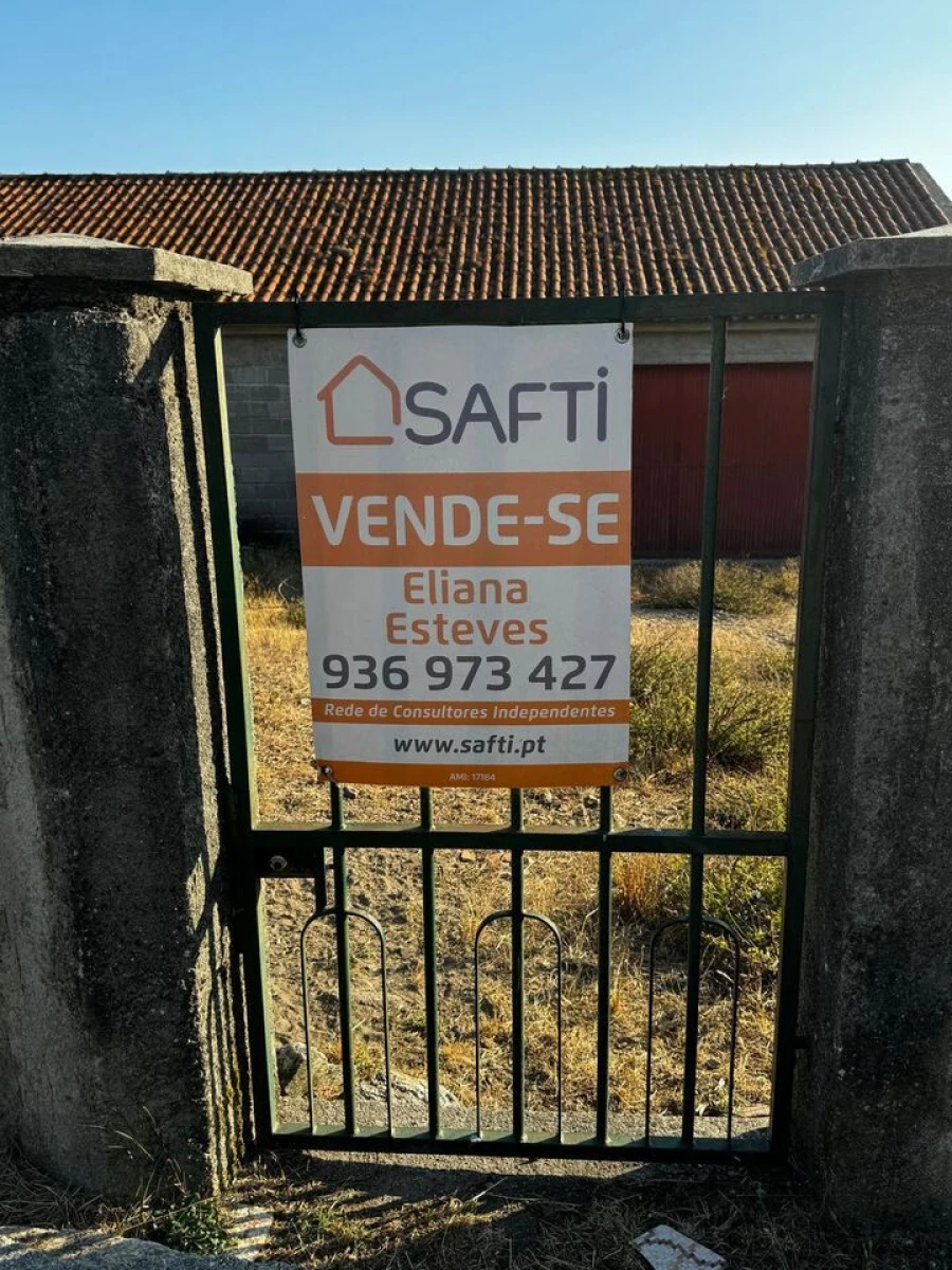 Armazém para Venda em Cousso Foto 3