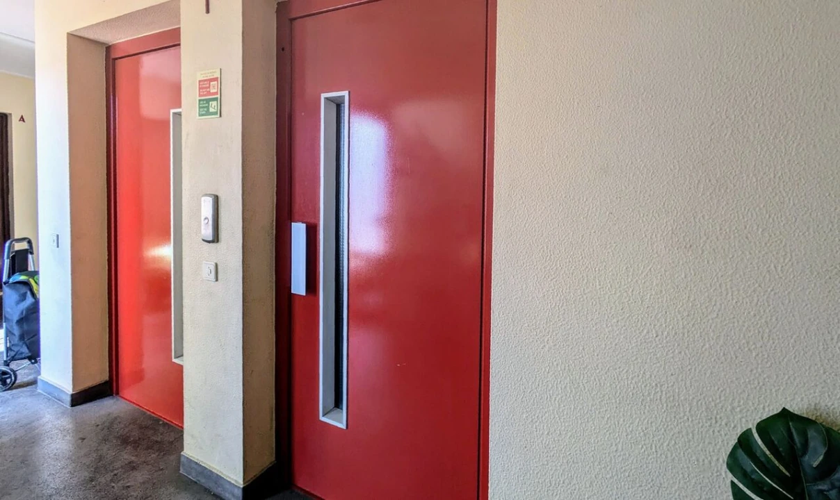 Apartamento T4 para Venda em Ramalde Foto 3