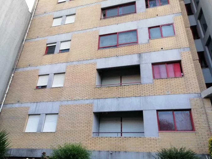 Apartamento T4 para Venda em Ramalde Foto 2