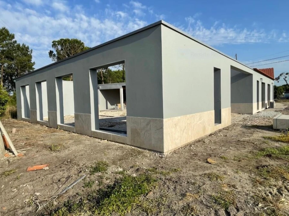 Moradia T3 para Venda em Sanguinheira Foto 16