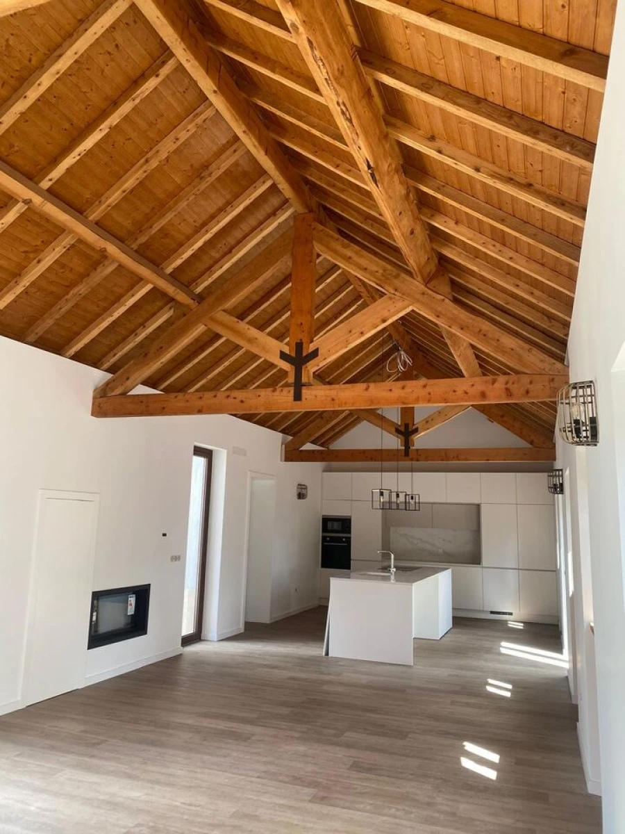 Moradia T3 para Venda em Sanguinheira Foto 5