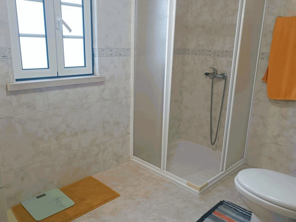 Moradia T4 para Venda em Reguengo Grande Foto 7