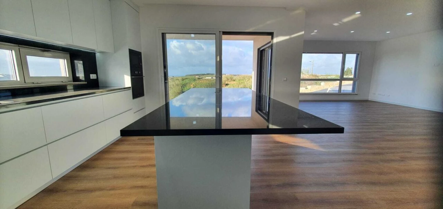 Moradia T3 para Venda em Lourinhã e Atalaia Foto 6