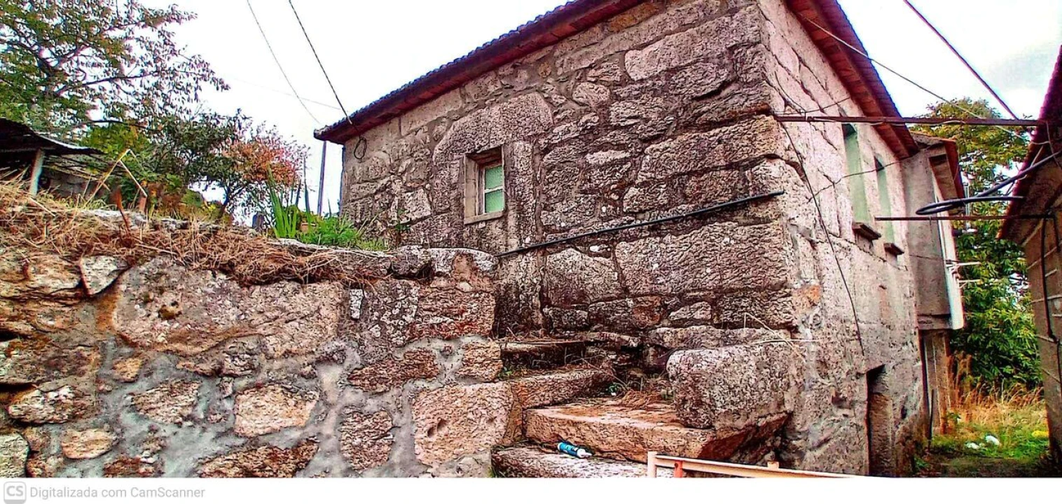 Quinta T3 para Venda em Merufe Foto 2