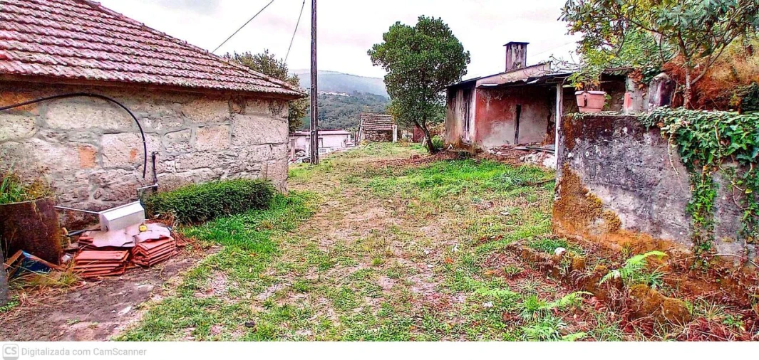 Quinta T3 para Venda em Merufe Foto 3