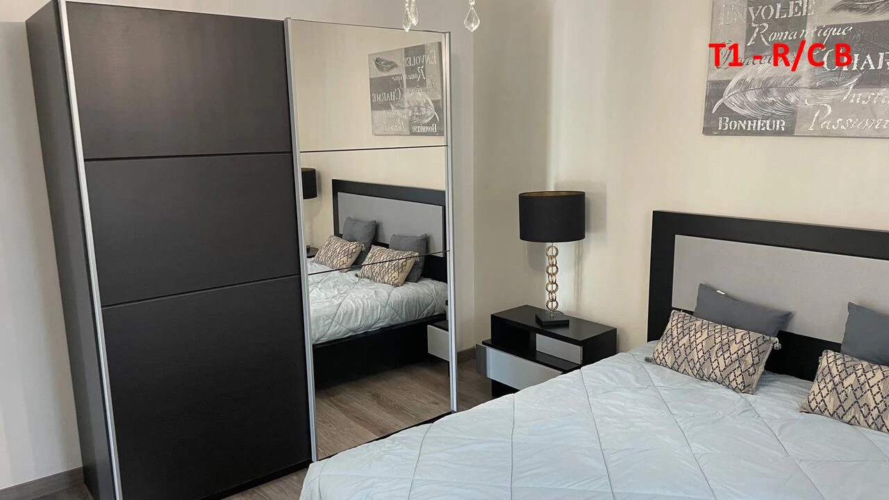 Moradia T7 para Venda em Nossa Senhora do Pranto Foto 7