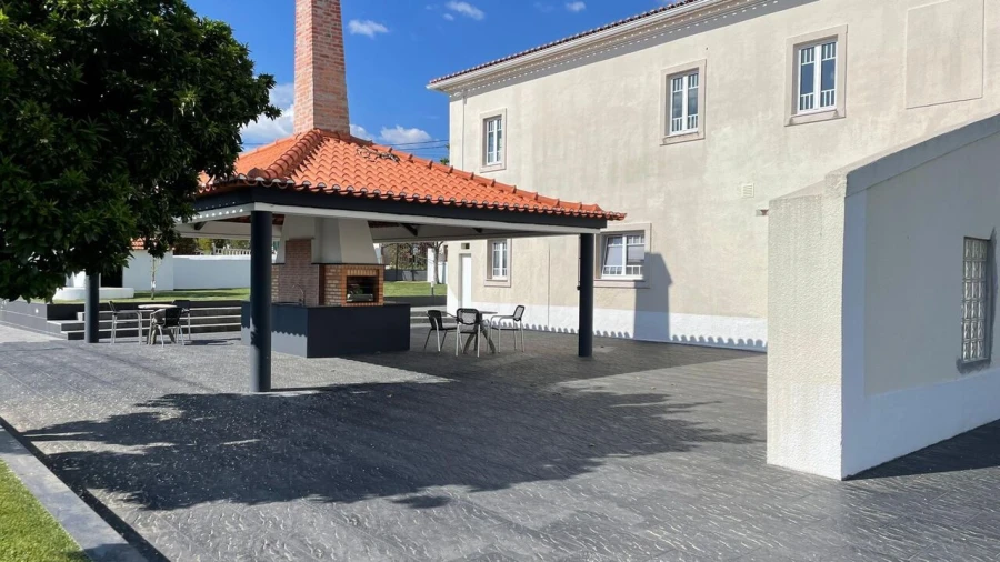 Moradia T7 para Venda em Nossa Senhora do Pranto Foto 2