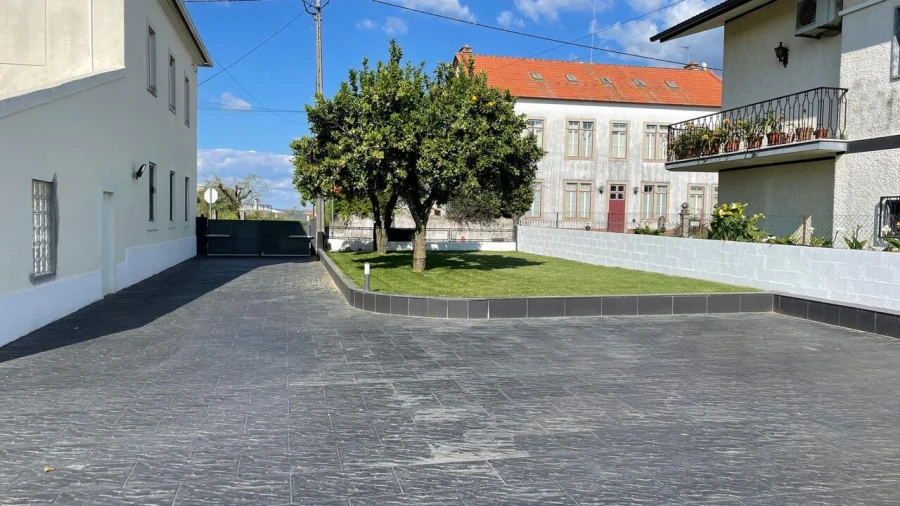 Moradia T7 para Venda em Nossa Senhora do Pranto Foto 3