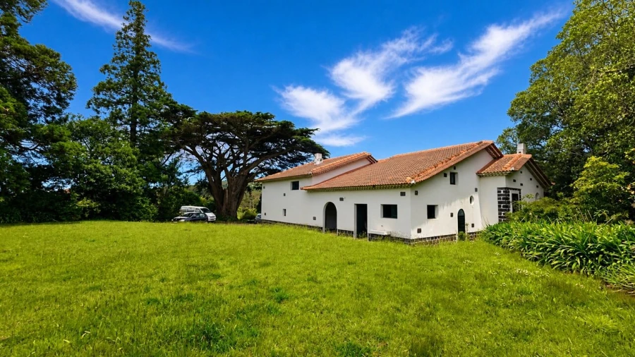 Moradia T5 para Venda em Santo Antonio da Serra Foto 23