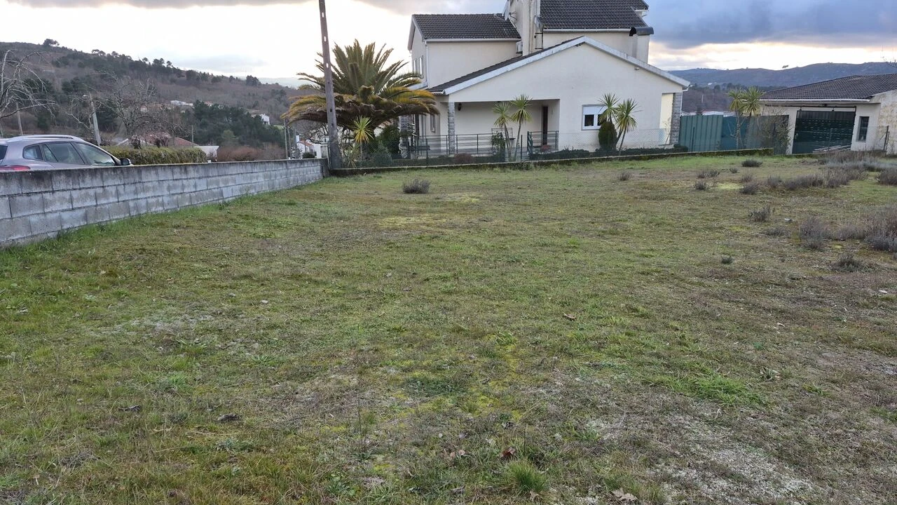 Terreno para Venda em Maçainhas Foto 9