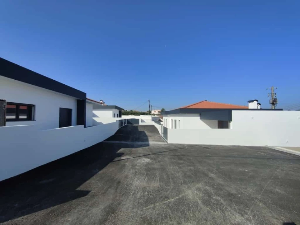 Moradia T3 para Venda em Santo Isidoro Foto 22