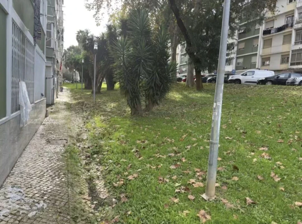 Apartamento T2 para Venda em Benfica Foto 8