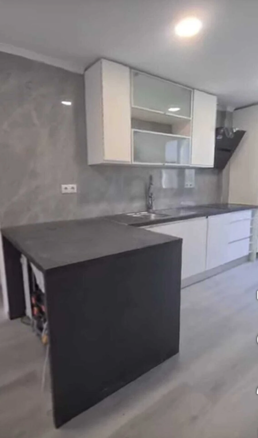 Apartamento T2 para Venda em Benfica Foto 4