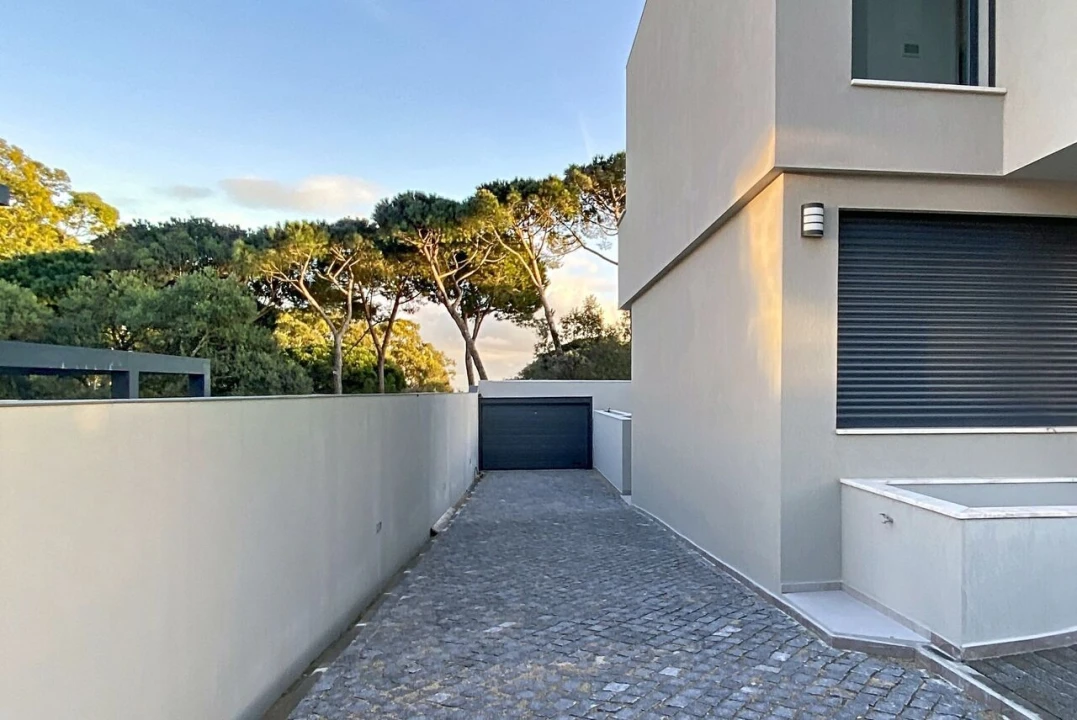 Moradia T3 para Venda em Barcarena Foto 55