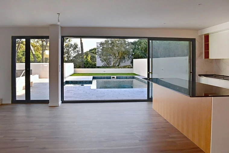 Moradia T3 para Venda em Barcarena Foto 3