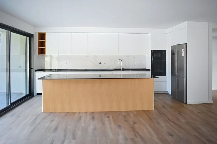 Moradia T3 para Venda em Barcarena Foto 5