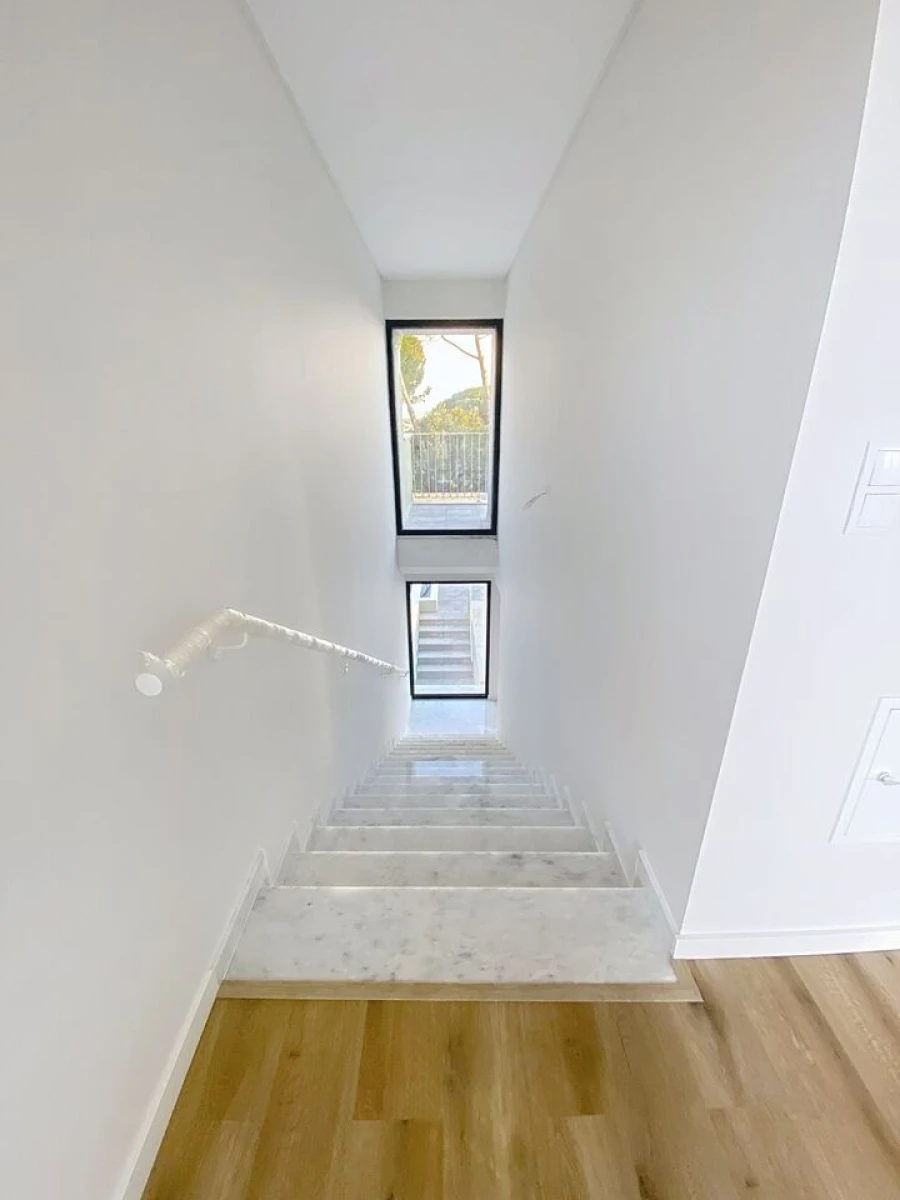 Moradia T3 para Venda em Barcarena Foto 17