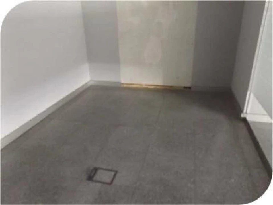 Loja para Venda em Amiais de Baixo Foto 5