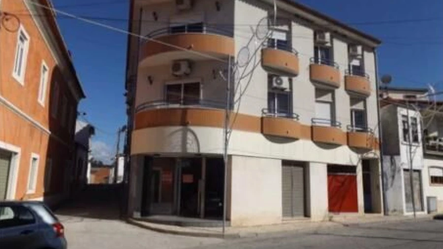 Loja para Venda em Amiais de Baixo