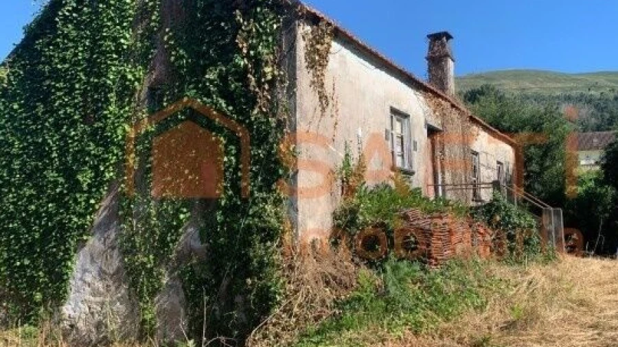 Quinta T6 para Venda em Penso