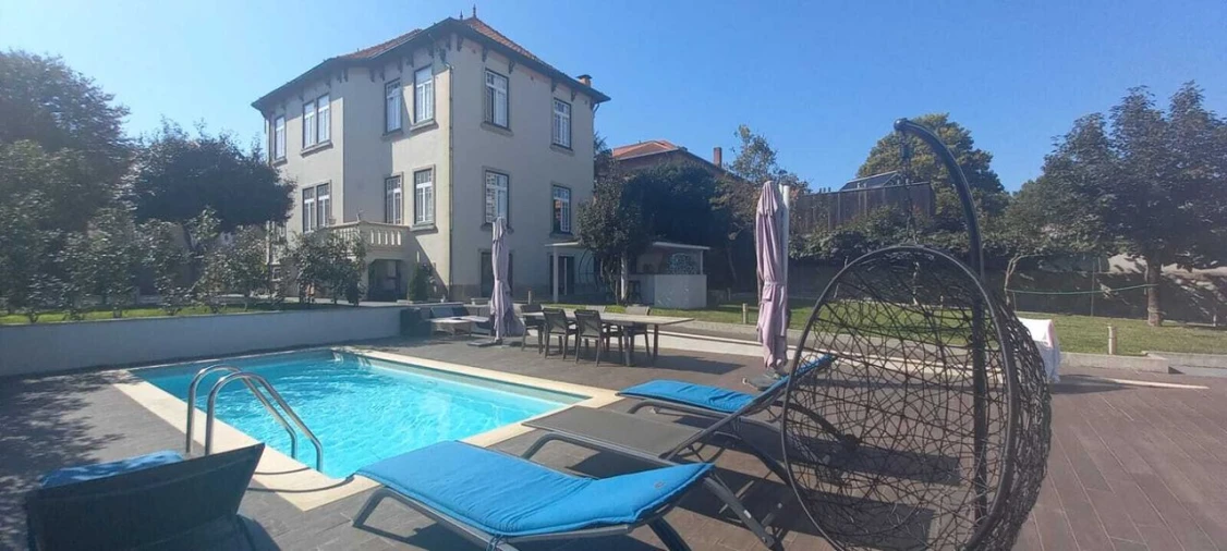 Moradia T5 para Venda em Paranhos