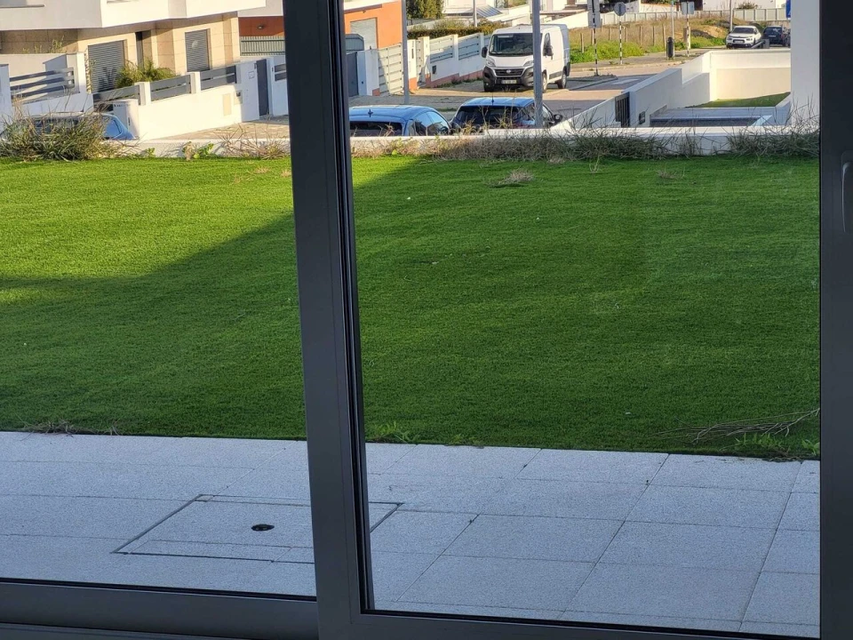 Moradia T4 para Venda em Corroios Foto 21