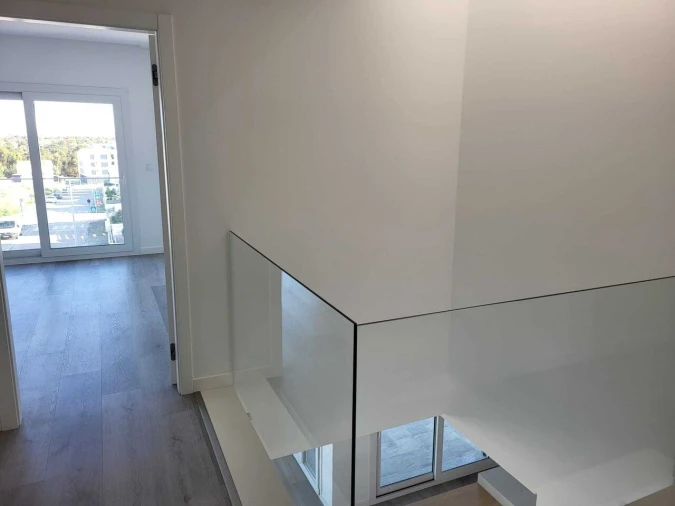 Moradia T4 para Venda em Corroios Foto 33