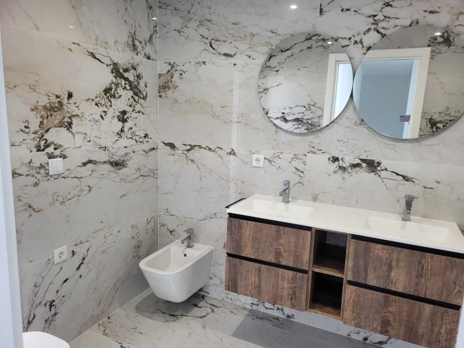 Moradia T4 para Venda em Corroios Foto 34