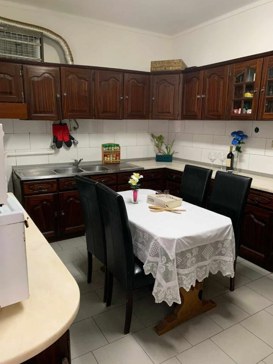 Moradia T7 para Venda em Vila Nova da Barquinha Foto 3