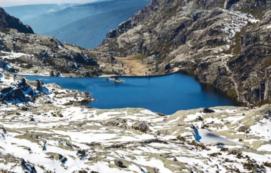 Moradia T2 para Venda em Tourais e Lajes Foto 4