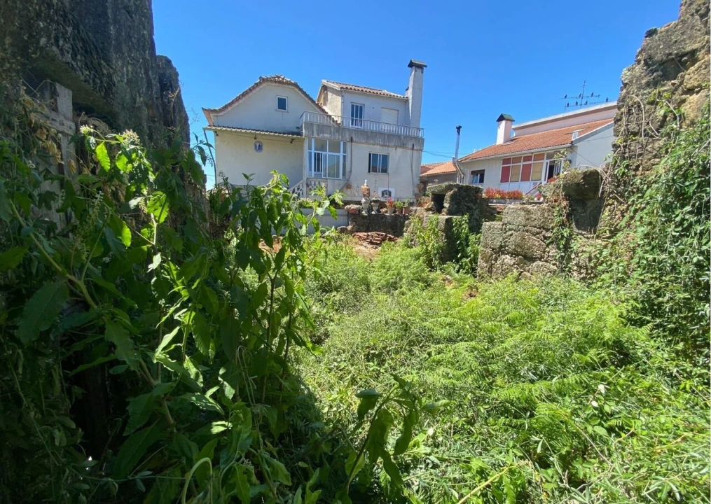 Moradia T4 para Venda em Lajeosa do Dão Foto 24