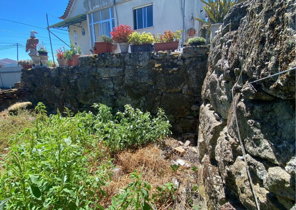 Moradia T4 para Venda em Lajeosa do Dão Foto 28