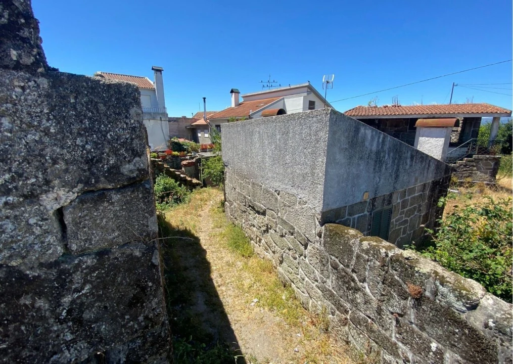 Moradia T4 para Venda em Lajeosa do Dão Foto 41