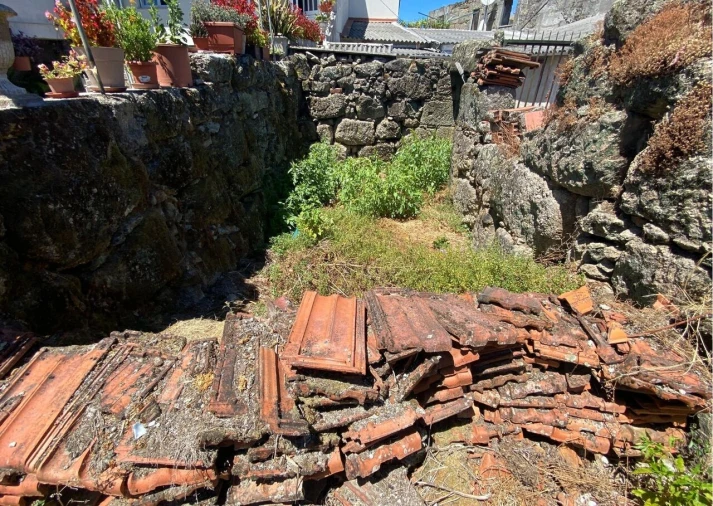 Moradia T4 para Venda em Lajeosa do Dão Foto 8