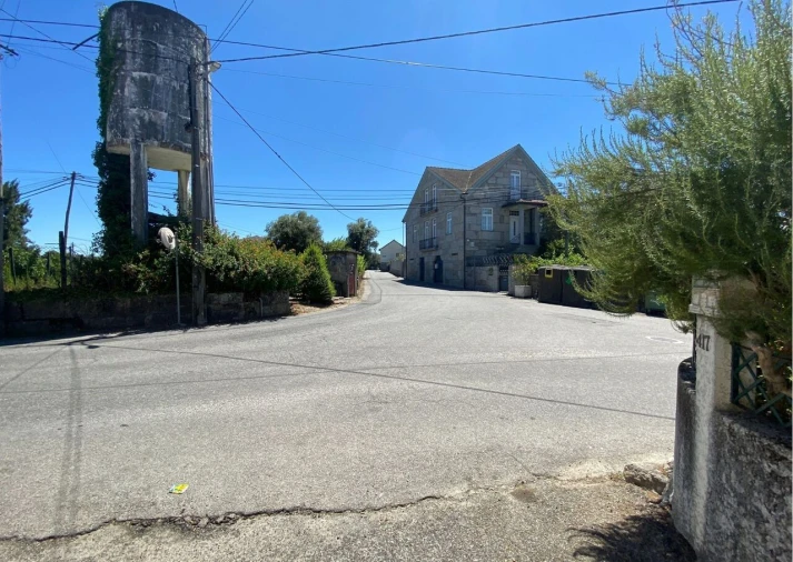 Moradia T4 para Venda em Lajeosa do Dão Foto 51