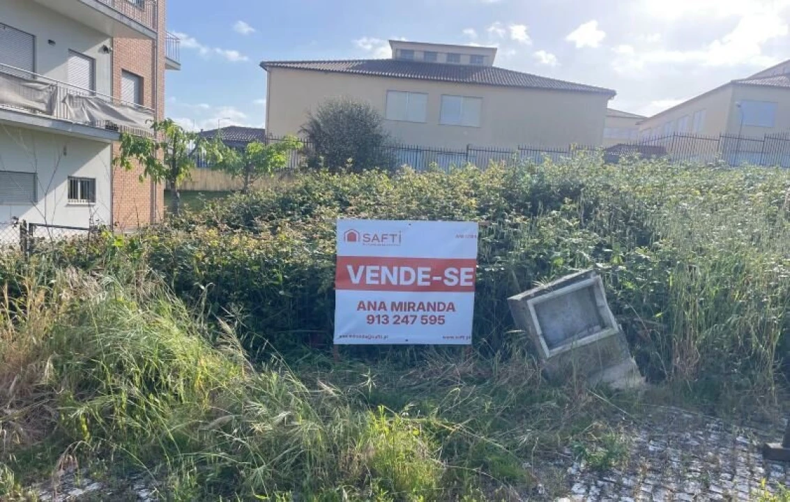 Terreno para Venda em Louriçal Foto 1