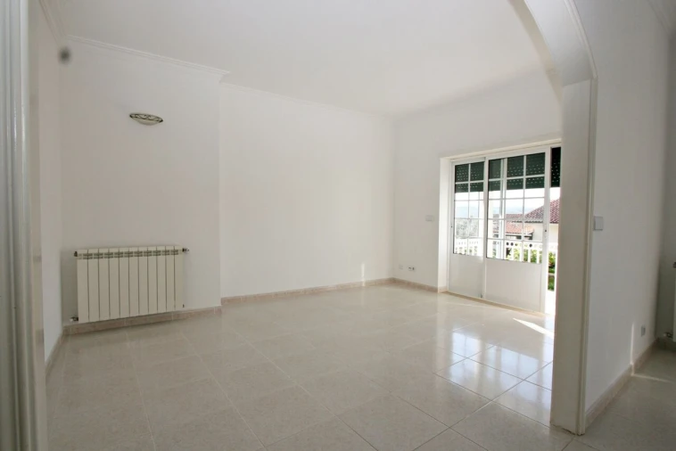 Moradia T2 para Venda em Reguengo do Fetal Foto 6