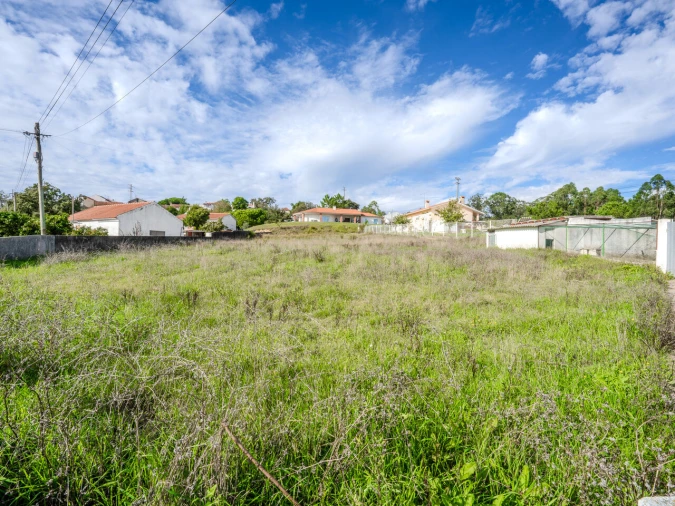 Terreno para Venda em Maceira Foto 2
