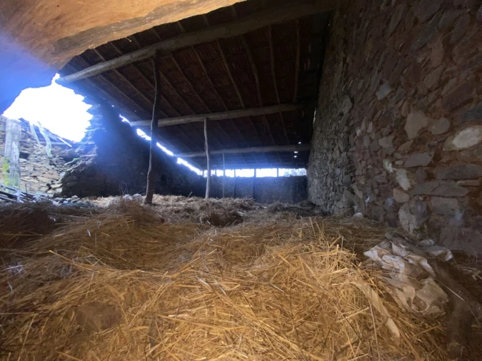 Armazém para Venda em Vinhas Foto 9