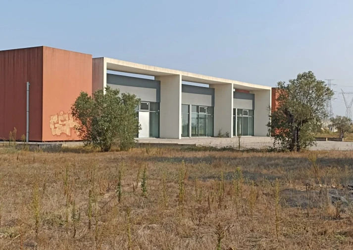 Armazém para Venda em Samora Correia