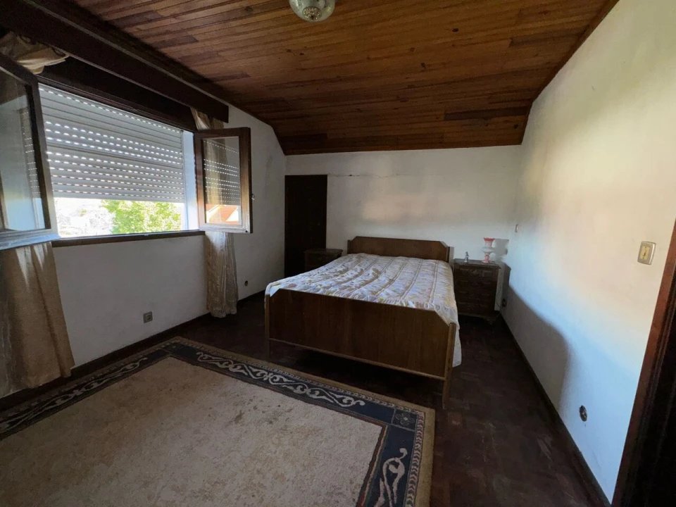 Moradia T4 para Venda em Segude Foto 11