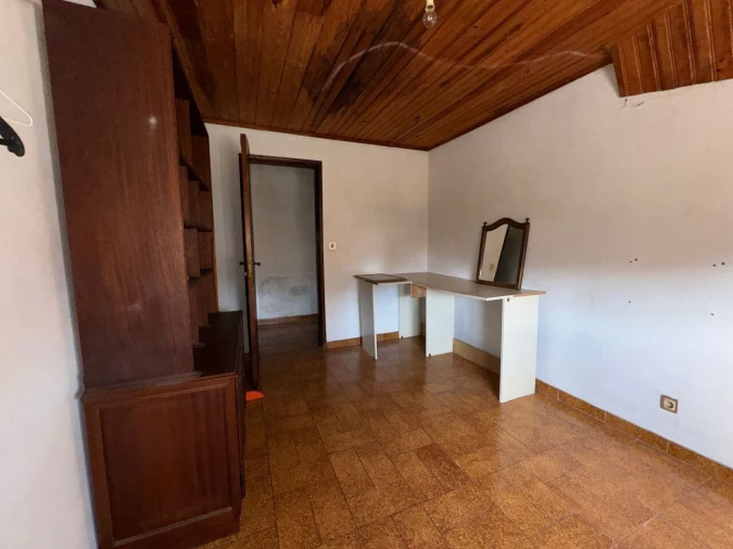 Moradia T4 para Venda em Segude Foto 14