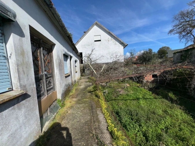 Moradia T4 para Venda em Segude Foto 16