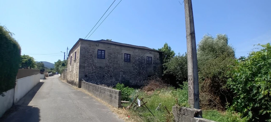 Moradia T4 para Venda em Bela